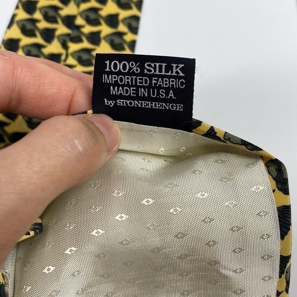 J. Garcia Silk Yellow Fish Tie - Picture 6 of 6